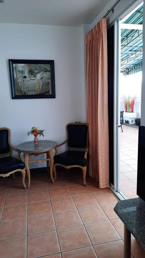 Swiss Food Restaurant And Room For Rent Pattaya Zewnętrze zdjęcie