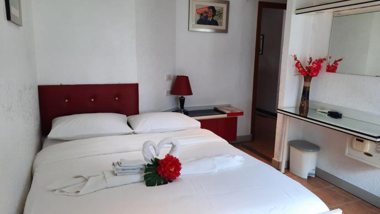 Swiss Food Restaurant And Room For Rent Pattaya Zewnętrze zdjęcie